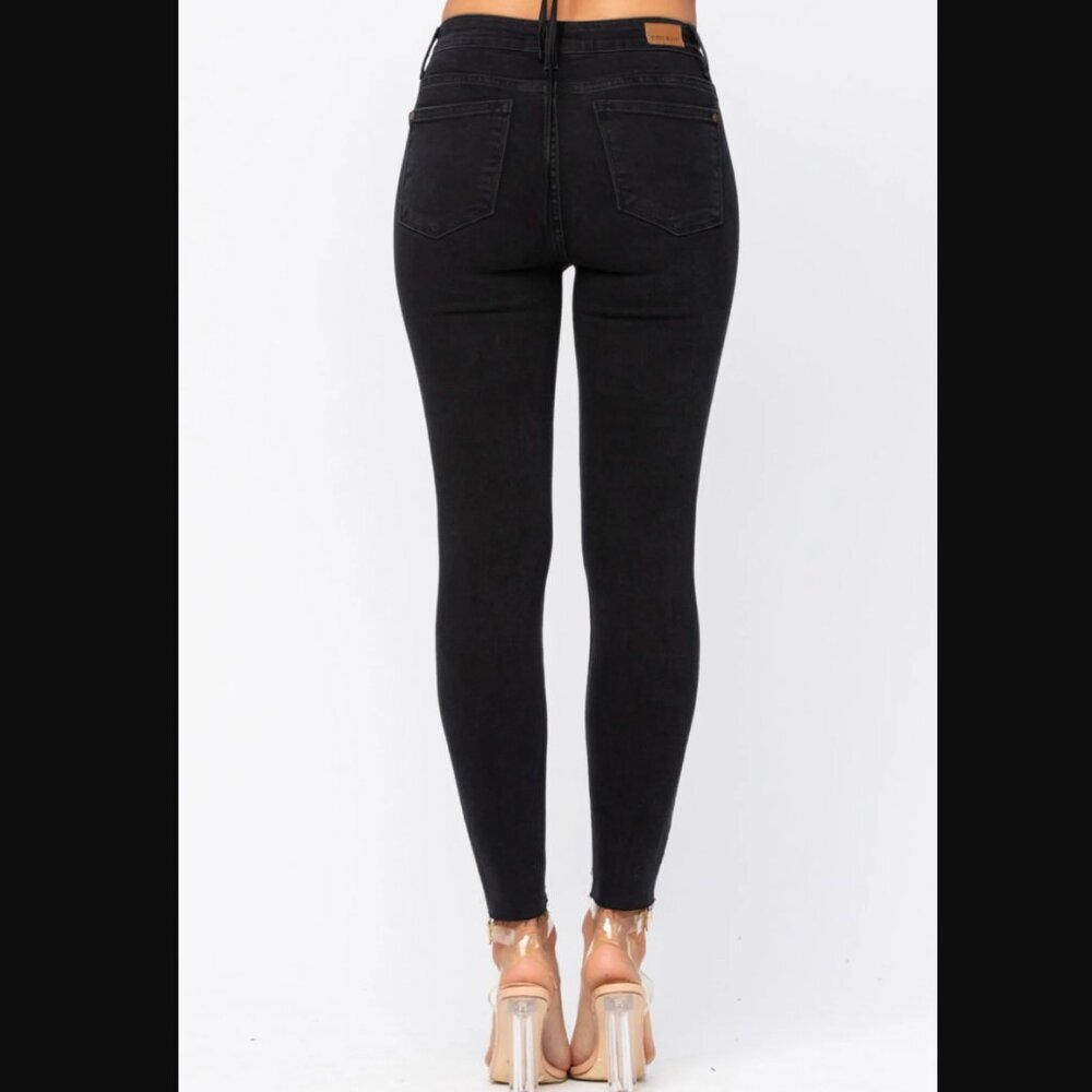 NWT - Judy Blue - Black Destroyed Animal Patch Skinny Jeans - Picture 2 of 5